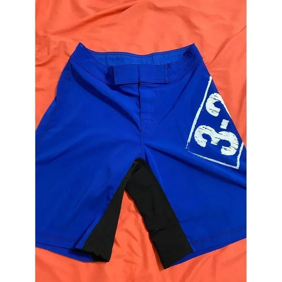 CROSSFIT 3-2-1 SHORTS VELCRO & DRAWSTRING CLOSURE SIZE 30 - Picture 6 of 6